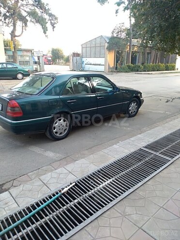 Mercedes C 220 1994, 341,000 km - 2.2 л - Biləsuvar