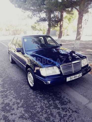Mercedes E 200 1995, 290,000 km - 2.0 l - Sumqayıt