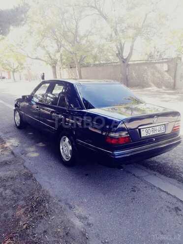 Mercedes E 200 1995, 290,000 km - 2.0 l - Sumqayıt