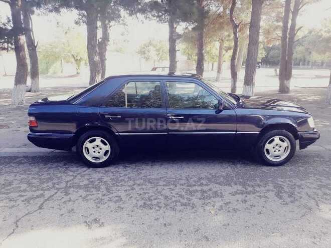 Mercedes E 200 1995, 290,000 km - 2.0 l - Sumqayıt