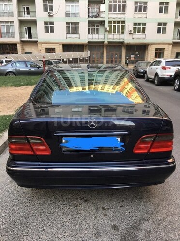 Mercedes E 240 2000, 267,995 km - 2.6 l - Bakı