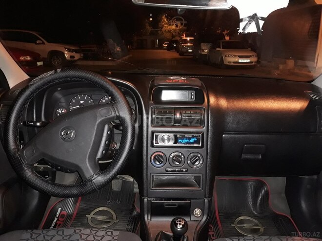 Opel Astra 2000, 300,000 km - 1.6 l - Bakı