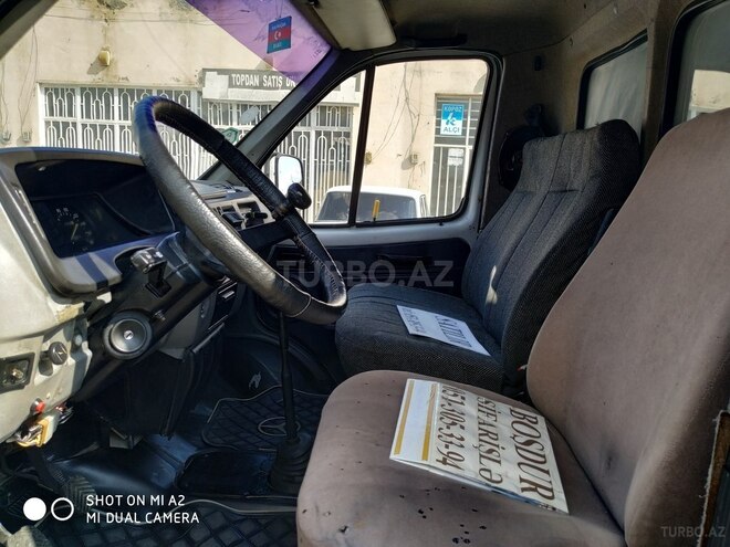 GAZ  1999, 12,975 km - 2.5 л - Bərdə