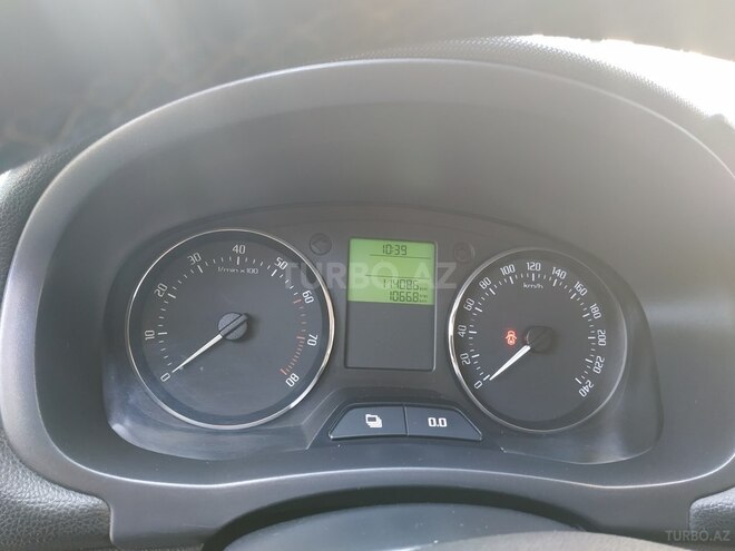 Skoda Fabia 2012, 114,000 km - 1.6 l - Bakı