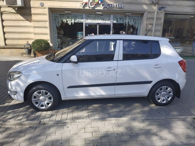Skoda Fabia 2012, 114,000 km - 1.6 l - Bakı