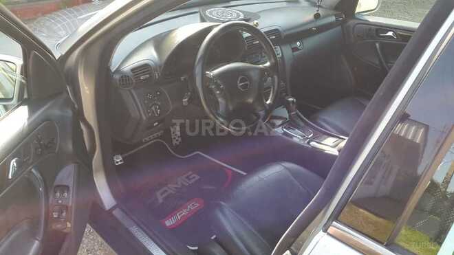 Mercedes C 240 2003, 250,000 km - 2.6 l - Bakı
