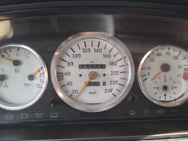 Mercedes E 200 1993, 142,221 km - 2.0 л - Bakı
