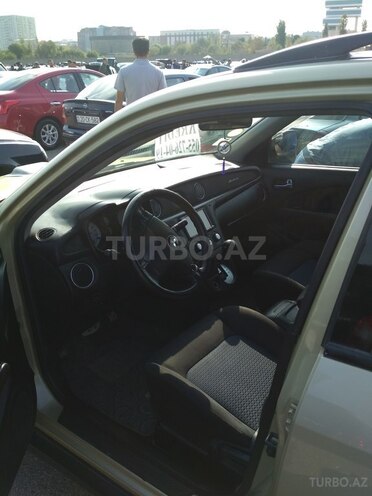 Mitsubishi Airtrek 2002, 228,627 km - 2.0 л - Bakı
