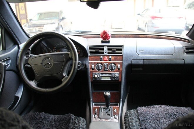 Mercedes C 180 1997, 430,000 km - 1.8 l - Bakı