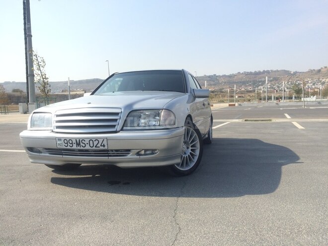 Mercedes C 220 1995, 333,000 km - 2.2 l - Bakı
