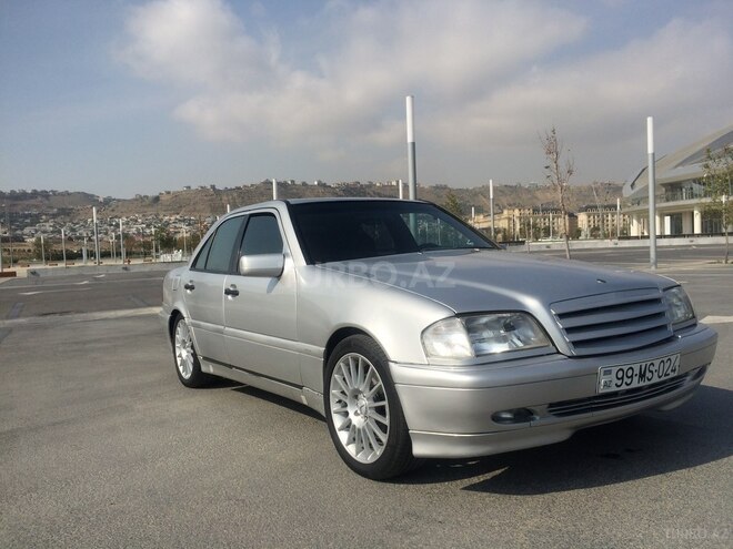 Mercedes C 220 1995, 333,000 km - 2.2 l - Bakı
