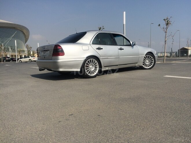Mercedes C 220 1995, 333,000 km - 2.2 l - Bakı