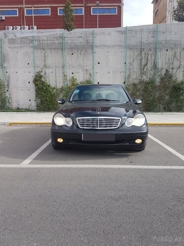 Mercedes C 180 2002, 365,000 km - 1.8 l - Bakı