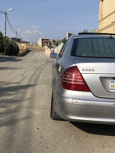 Mercedes E 320 2002, 297,000 km - 3.2 л - Bakı