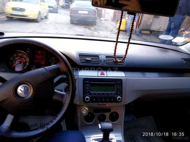 Volkswagen Passat 2005, 270,000 km - 2.0 l - Bakı