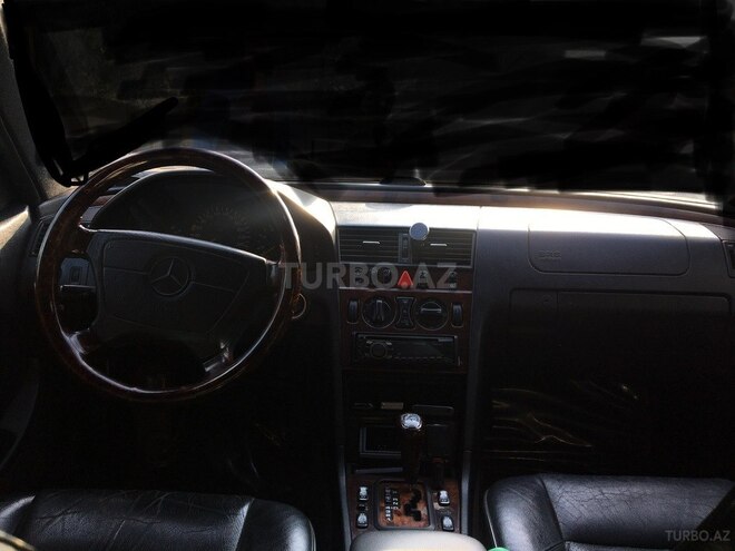 Mercedes C 240 1998, 300,000 km - 2.4 l - Gəncə