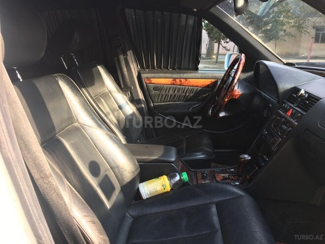 Mercedes C 240 1998, 300,000 km - 2.4 l - Gəncə