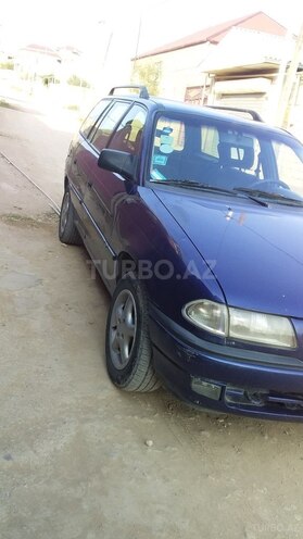 Opel Astra 1997, 300,000 km - 1.6 l - Bakı