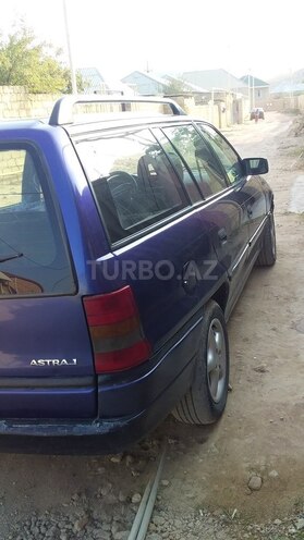 Opel Astra 1997, 300,000 km - 1.6 l - Bakı