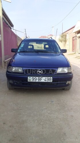 Opel Astra 1997, 300,000 km - 1.6 l - Bakı