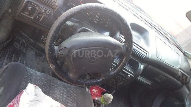 Opel Astra 1997, 300,000 km - 1.6 l - Bakı
