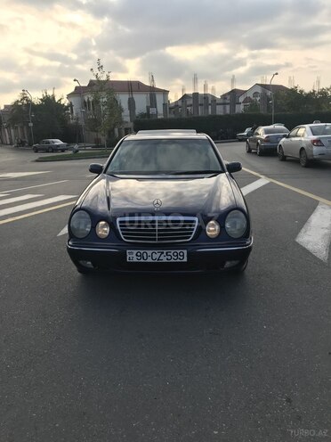 Mercedes E 240 1999, 203,000 km - 2.4 л - Bakı