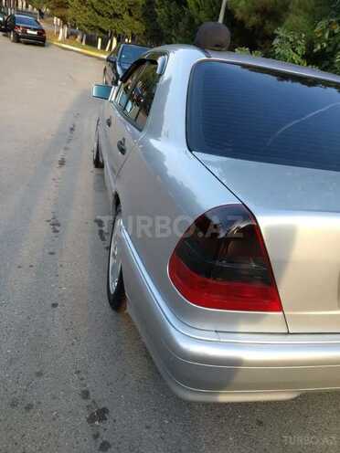 Mercedes C 220 2000, 342,528 km - 2.2 l - Bakı