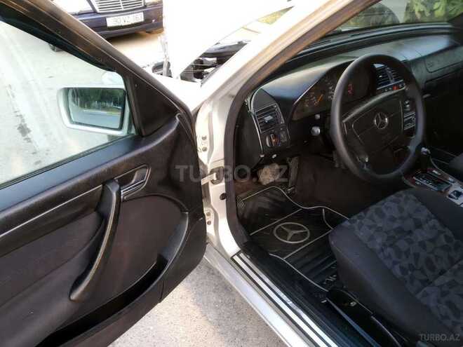 Mercedes C 220 2000, 342,528 km - 2.2 l - Bakı