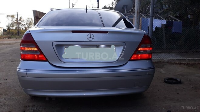 Mercedes C 200 2000, 209,000 km - 2.0 л - Bakı