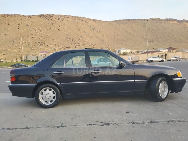 Mercedes C 230 1999, 145,000 km - 2.3 l - Bakı