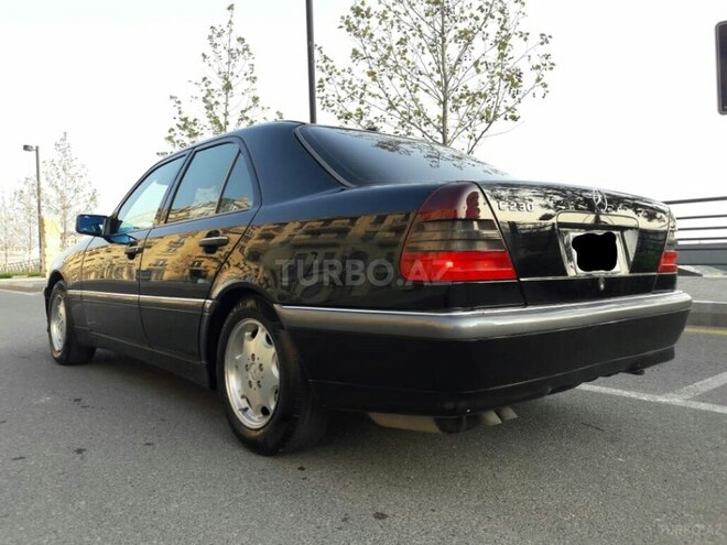 Mercedes C 230 2000, 290,000 km - 2.3 l - Bakı