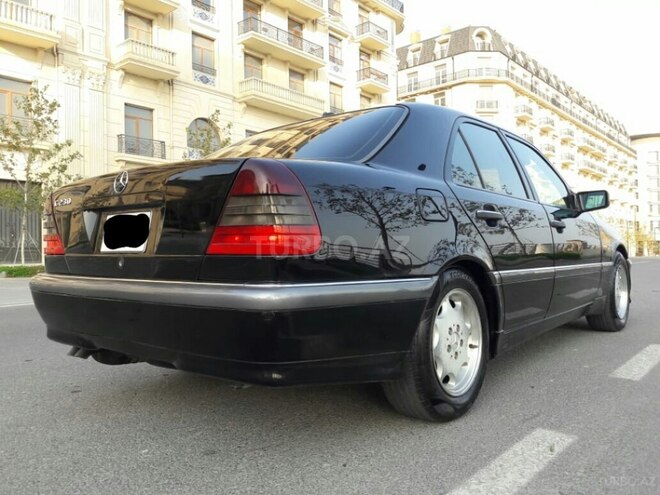 Mercedes C 230 2000, 290,000 km - 2.3 l - Bakı