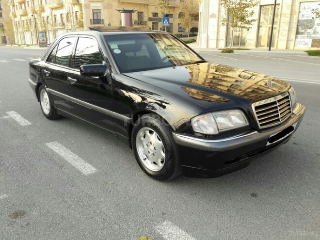 Mercedes C 230 2000, 290,000 km - 2.3 l - Bakı