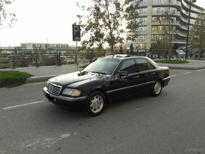 Mercedes C 230 2000, 290,000 km - 2.3 l - Bakı