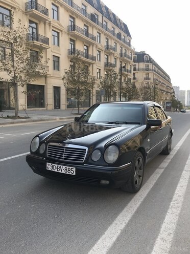 Mercedes E 200 1996, 356,000 km - 2.0 l - Bakı