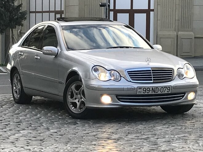 Mercedes C 320 2001, 325,000 km - 3.2 l - Bakı