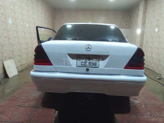 Mercedes C 230 2000, 320,000 km - 2.3 л - Bakı