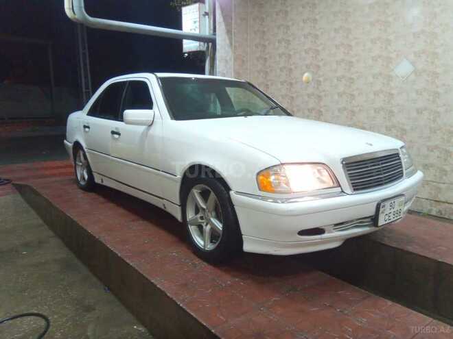 Mercedes C 230 2000, 320,000 km - 2.3 л - Bakı