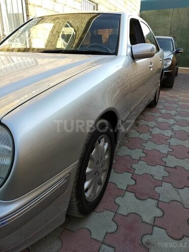 Mercedes E 240 2000, 340,000 km - 2.2 l - Bərdə