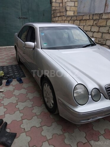 Mercedes E 240 2000, 340,000 km - 2.2 l - Bərdə