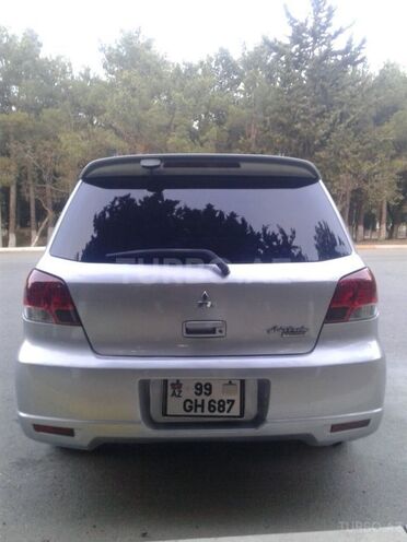 Mitsubishi Airtrek 2003, 175,000 km - 2.0 l - Sumqayıt