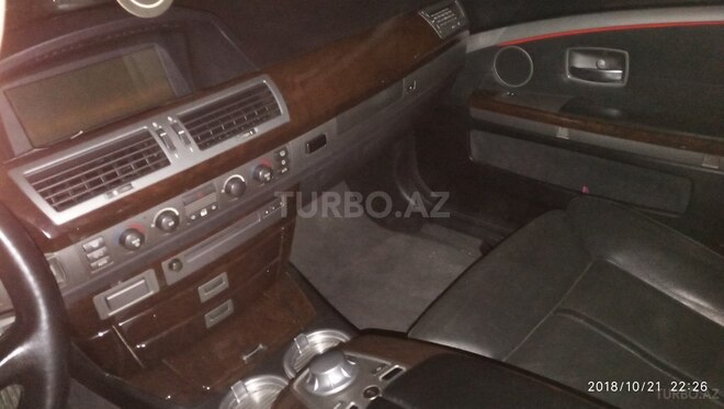 BMW 745 2004, 243,000 km - 4.4 l - Bakı