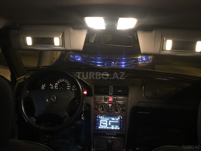 Mercedes C 200 1997, 280,000 km - 2.0 l - Bakı