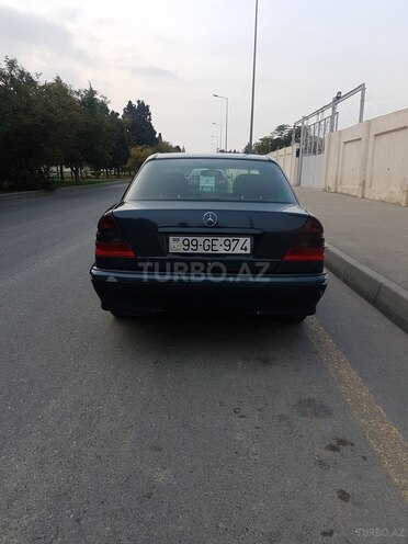 Mercedes C 220 2000, 340,000 km - 2.2 l - Bakı