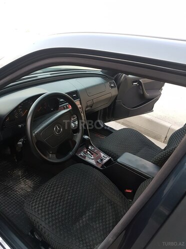 Mercedes C 220 2000, 340,000 km - 2.2 l - Bakı