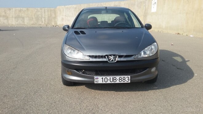 Peugeot 206 2006, 133,120 km - 1.6 l - Bakı