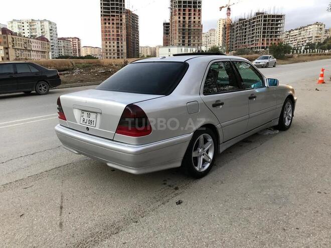 Mercedes C 240 1999, 185,800 km - 2.8 л - Sumqayıt