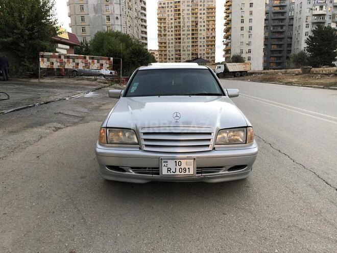 Mercedes C 240 1999, 185,800 km - 2.8 л - Sumqayıt