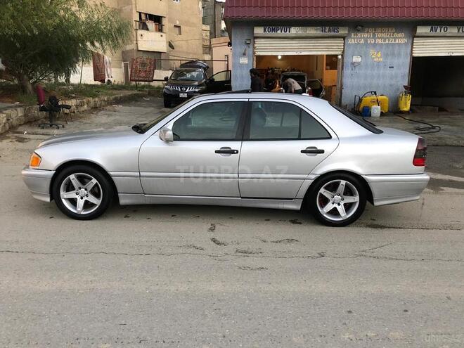 Mercedes C 240 1999, 185,800 km - 2.8 л - Sumqayıt