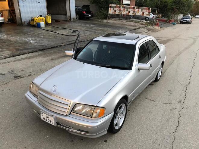 Mercedes C 240 1999, 185,800 km - 2.8 л - Sumqayıt